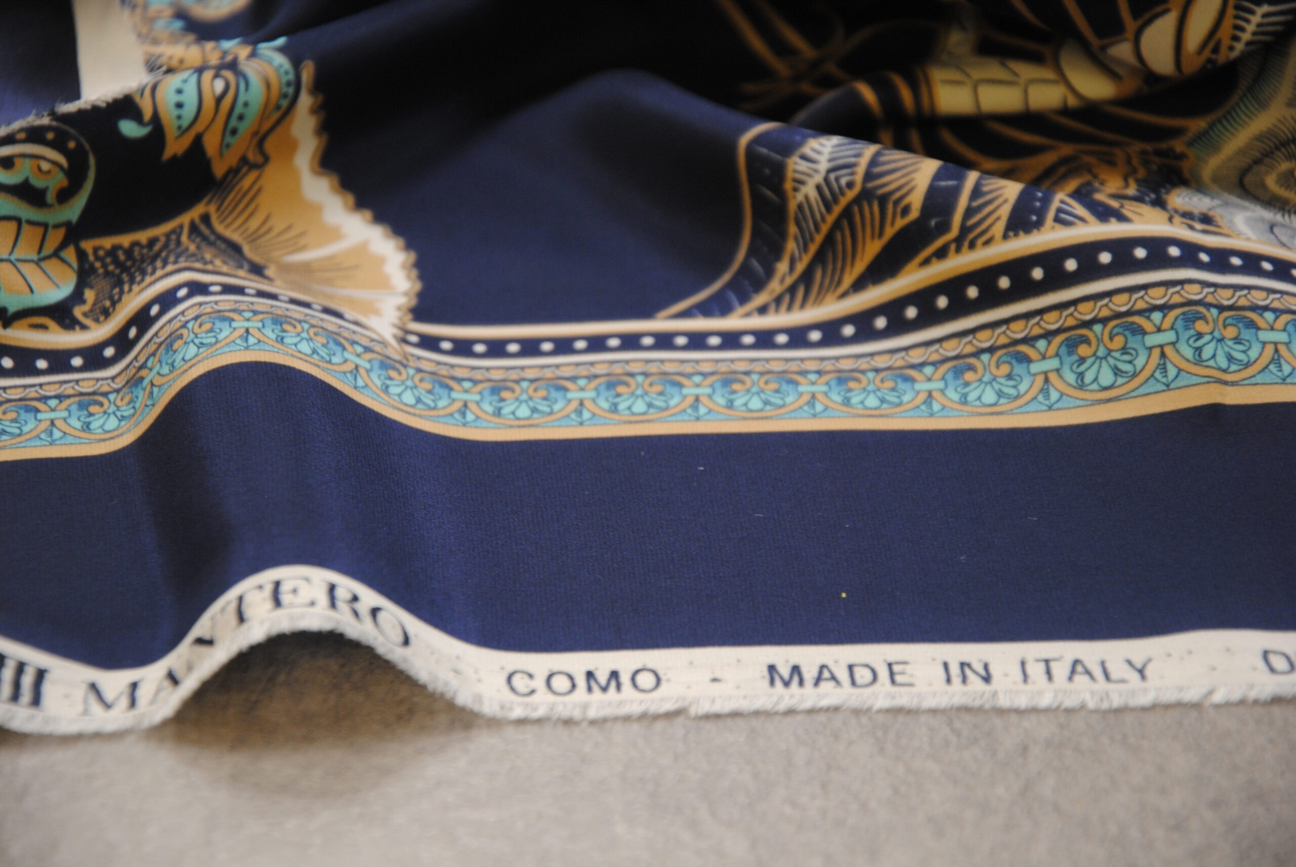 seta foulard 4 scaled Foulard pura seta   Paisley Blu