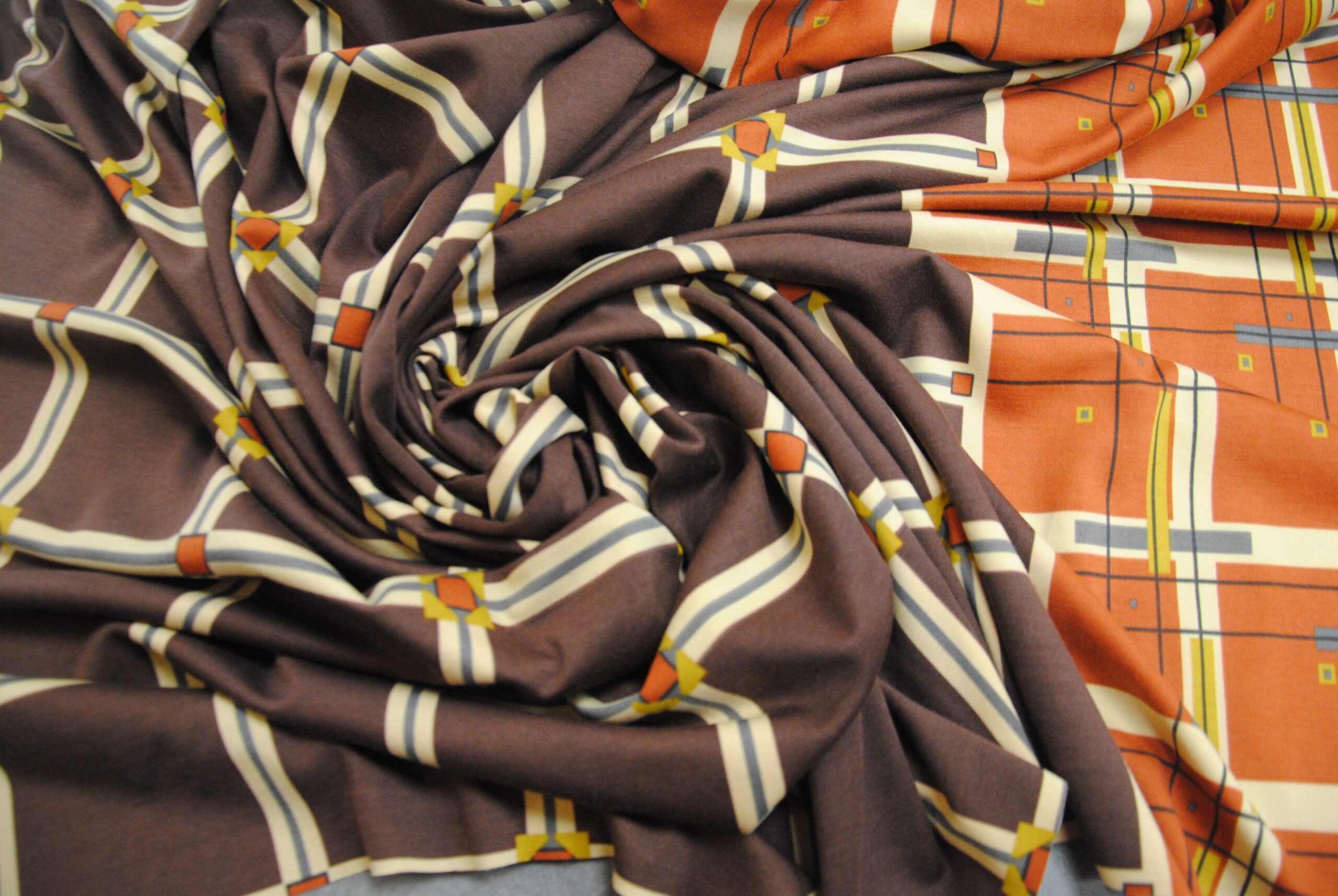 jersey maglia 32 scaled Seventies   riquadro cioccolato