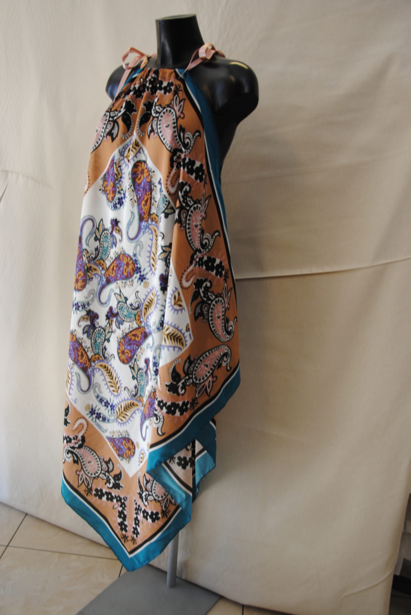 DSC 0059 scaled Abito foulard   100%SETA handmade PAISLEY CUOIO